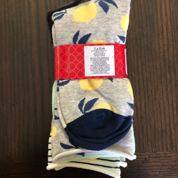 🍋Kelly&Katie - 3-Pair Lemon Themed Socks🍋 - Picture 5 of 7